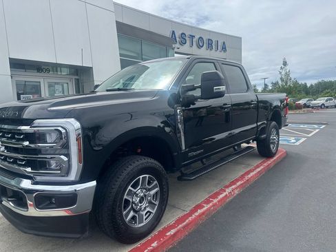 Used 2025 Ford F350 Lariat w/ Camper Package AWD/4WD image 8