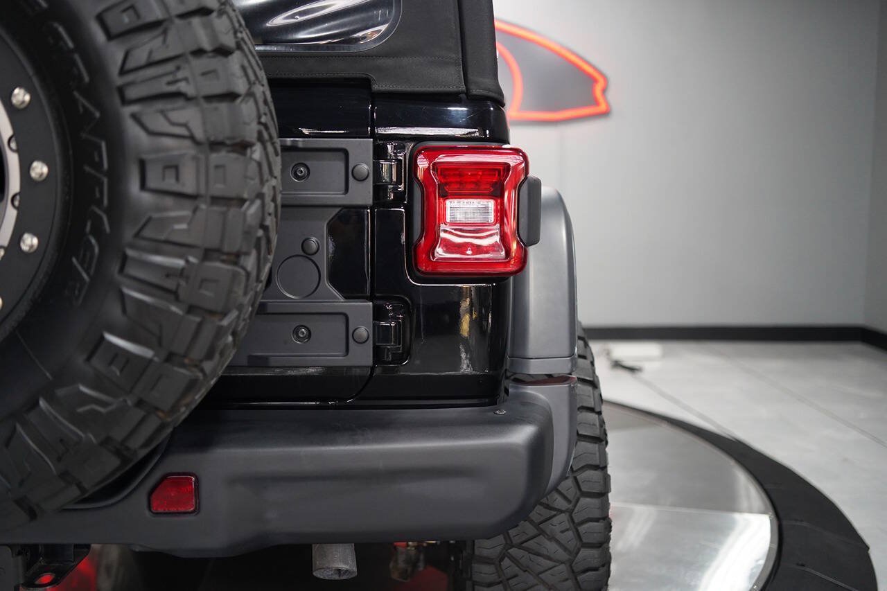 Used 2018 Jeep Wrangler Unlimited Rubicon AWD/4WD image 44