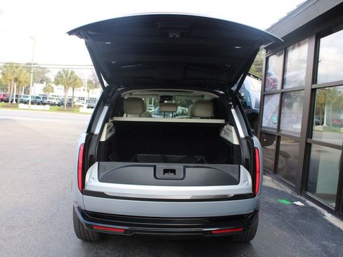 Certified 2023 Land Rover Range Rover SE image 43