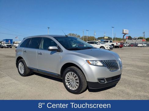 Used 2015 Lincoln MKX FWD image 2