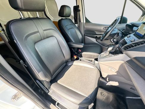 Used 2021 Ford Transit Connect XL FWD image 31