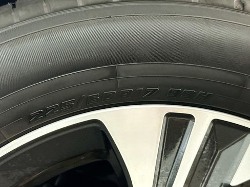 Used 2024 Subaru Crosstrek 2.0i Premium image 23