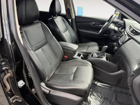 Used 2017 Nissan Rogue SL w/ SL Premium Package FWD image 19