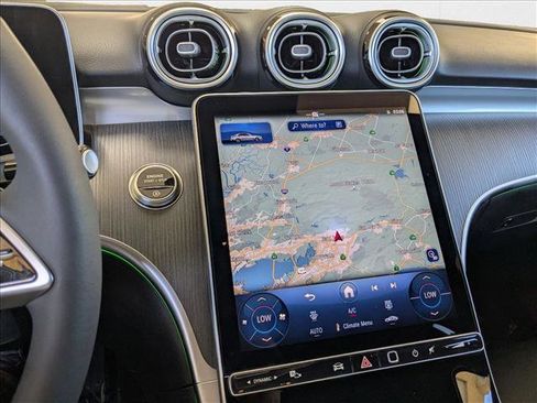 Used 2025 Mercedes-Benz C 300 Sedan image 9