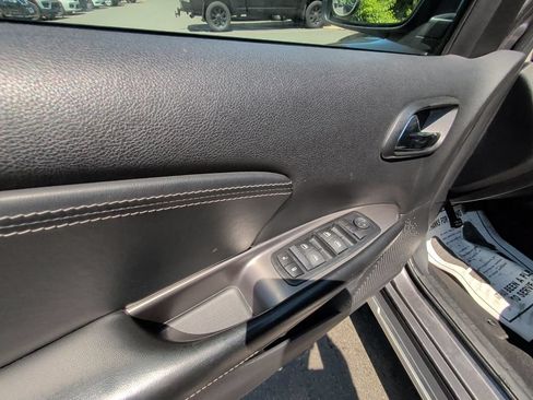 Used 2015 Dodge Journey Crossroad w/ Flexible Seating Group AWD/4WD image 11