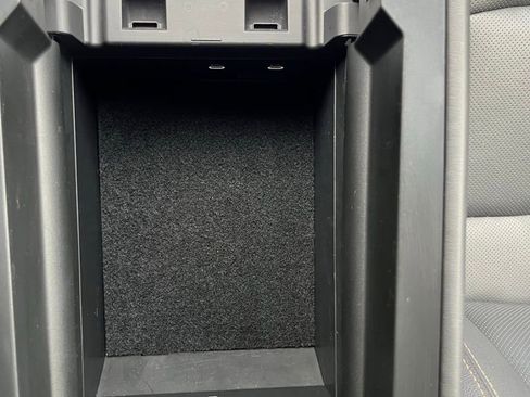 Used 2025 MAZDA CX-90 3.3 Turbo w/ Preferred Package image 21