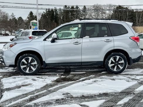 Used 2018 Subaru Forester 2.5i Premium w/ All-Weather Package image 6
