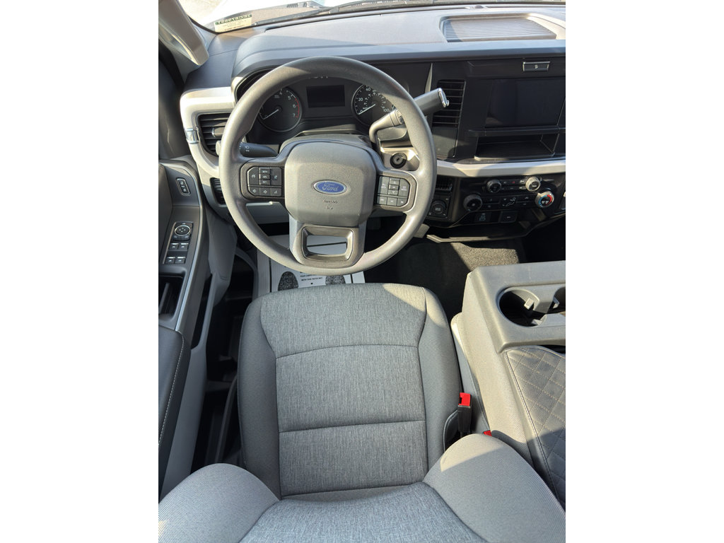 Used 2025 Ford F250 XL w/ STX Appearance Package AWD/4WD image 24