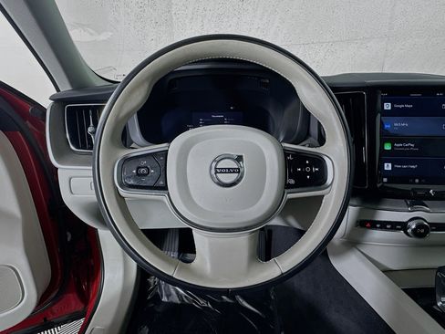 Used 2023 Volvo XC60 B5 Plus w/ Protection Package Premier image 15