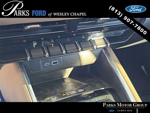 Used 2023 GMC Canyon Denali image 23