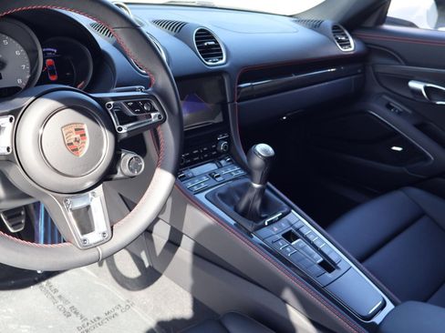 Certified 2025 Porsche 718 Boxster S RWD image 20