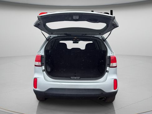 Used 2015 Kia Sorento LX AWD/4WD image 10
