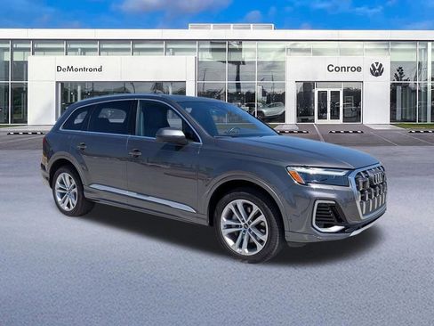 Used 2025 Audi Q7 3.0T Premium Plus AWD/4WD image 3