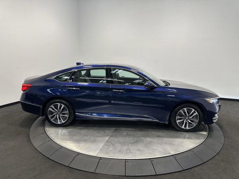 Used 2020 Honda Accord Touring image 8