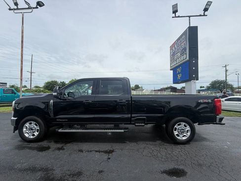 Used 2025 Ford F250 XLT AWD/4WD image 7