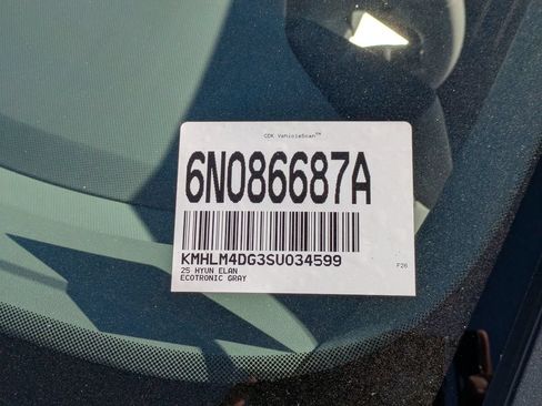 Certified 2025 Hyundai Elantra Sport FWD image 33