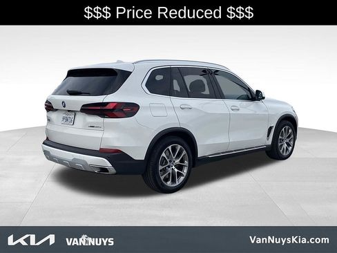 Used 2025 BMW X5 xDrive50e AWD/4WD image 31