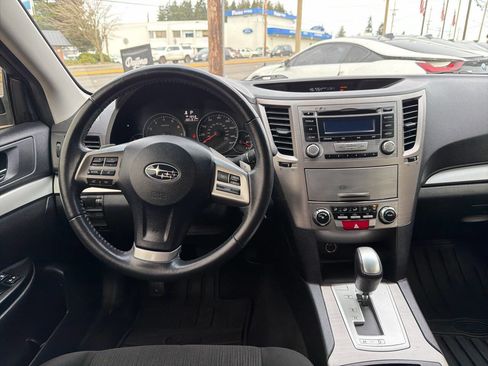 Used 2013 Subaru Outback 2.5i Premium image 23
