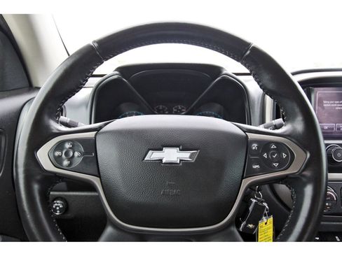 Used 2018 Chevrolet Colorado Z71 w/ Centennial Edition RWD image 17