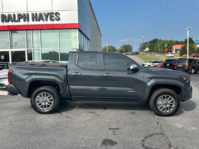 Used 2024 Toyota Tacoma Limited AWD/4WD image 2