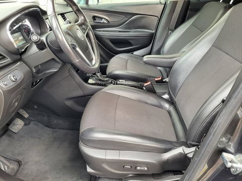 Used 2018 Buick Encore Preferred FWD image 18