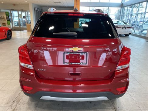 Used 2020 Chevrolet Trax LT w/ Driver Confidence Package image 4