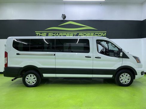 Used 2023 Ford Transit 350 XLT image 11