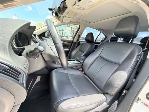 Used 2020 INFINITI Q50 Luxe RWD image 13