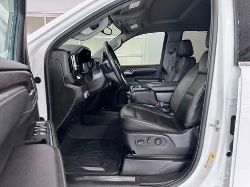 Certified 2025 GMC Sierra 1500 SLT AWD/4WD image 8