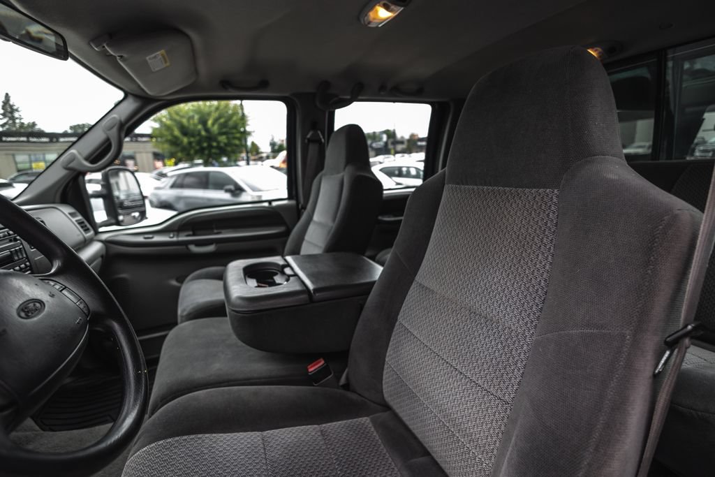 Used 2002 Ford F250 XLT AWD/4WD image 16