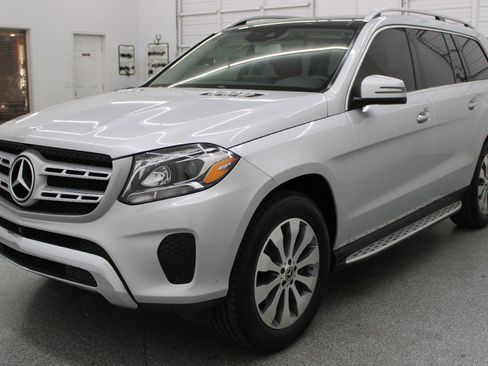 Used 2017 Mercedes-Benz GLS 450 4MATIC image 3