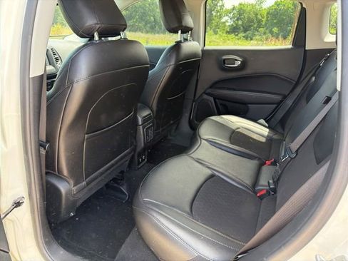 Used 2021 Jeep Compass Latitude w/ Convenience Group AWD/4WD image 10