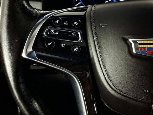 Used 2017 Cadillac Escalade Platinum AWD/4WD image 19