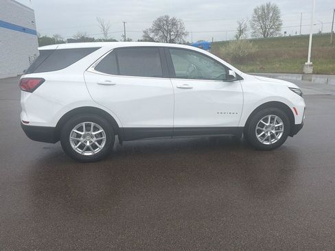Used 2024 Chevrolet Equinox LT w/ LPO, Floor Liner Package AWD/4WD image 6