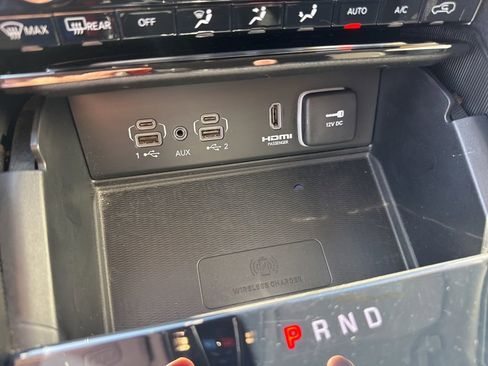 Used 2024 Jeep Grand Cherokee Limited w/ Luxury Tech Group II AWD/4WD image 25
