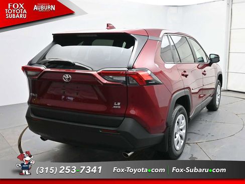 New 2025 Toyota RAV4 LE image 4