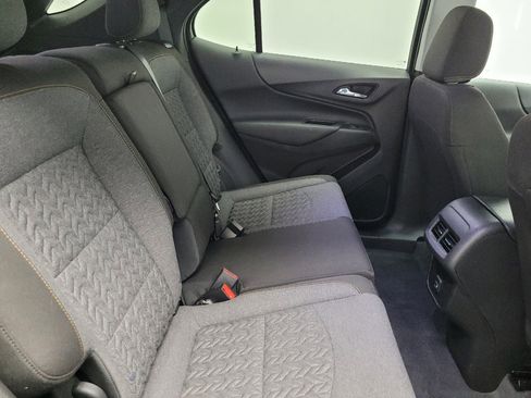 Used 2024 Chevrolet Equinox LT image 19