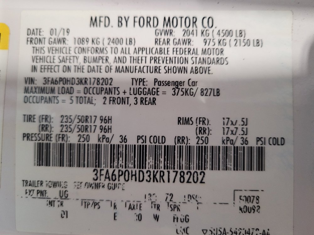 Used 2019 Ford Fusion SE FWD image 33