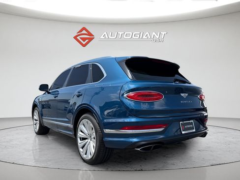 Used 2023 Bentley Bentayga AWD/4WD image 11