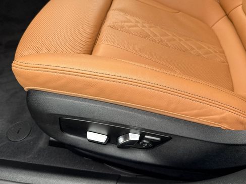 Certified 2023 BMW 530e w/ Premium Package image 14