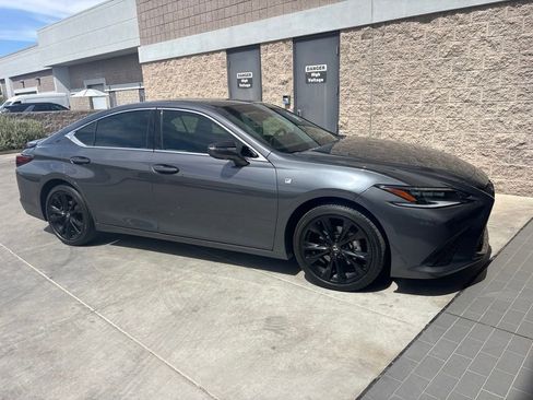 Used 2024 Lexus ES 350 F Sport w/ Accessory Package (Z1) FWD image 5