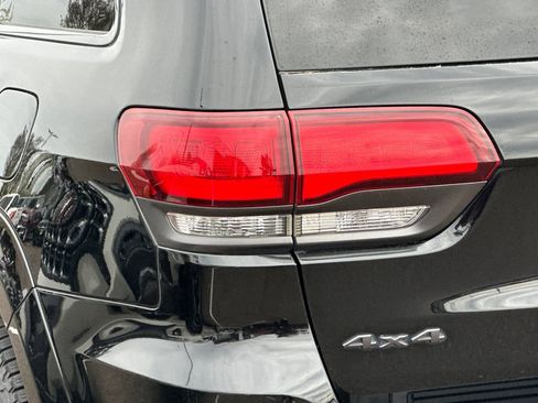 Used 2020 Jeep Grand Cherokee High Altitude AWD/4WD image 26