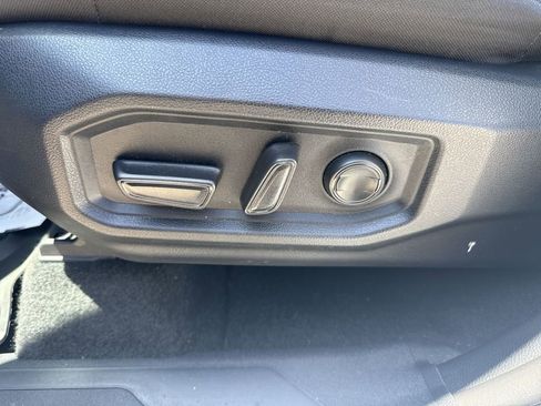 Used 2025 Toyota Tundra SR5 RWD image 14