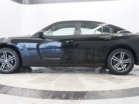 Used 2014 Dodge Charger R/T image 2