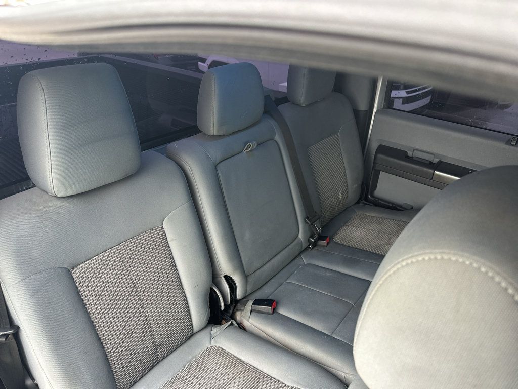 Used 2013 Ford F250 XLT w/ Chrome Pkg AWD/4WD image 30