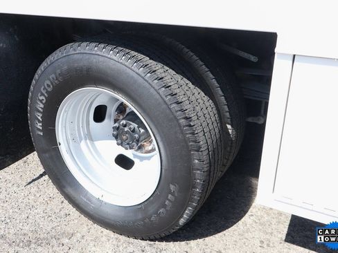 Used 2021 Ford F350 XL w/ Power Equipment Group RWD image 41
