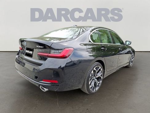Used 2025 BMW 330i xDrive Sedan w/ Convenience Package AWD/4WD image 7