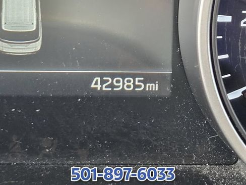 Used 2024 Kia Carnival LX FWD image 31