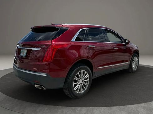 Used 2017 Cadillac XT5 Luxury image 7