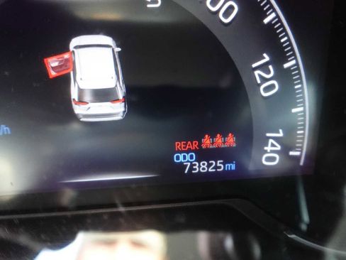 Used 2023 Toyota RAV4 LE AWD/4WD image 15